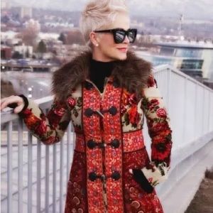 Anthropologie Elevenses Karelia Coat Women 8 Faux Fur Collar Velvet